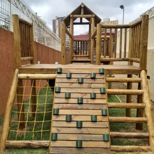 Playground de madeira em Curitiba - Madera Brasil